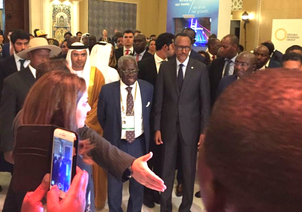 President Paul Kagame (R) at 4th annual global Business Forum on Africa (AGBF) in Dubai.