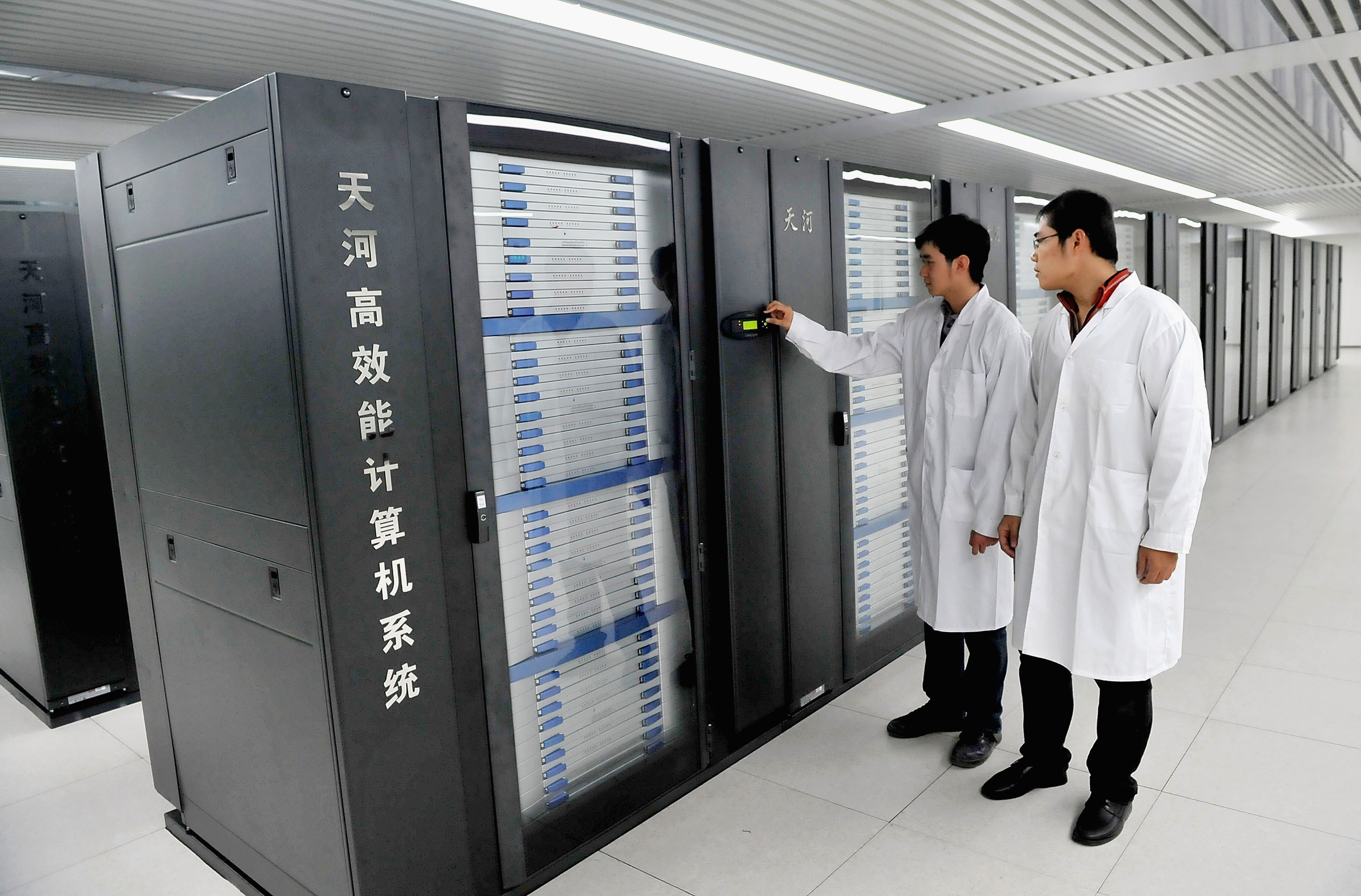 Японские разработчики. Суперкомпьютер Tianhe-2. Китайский суперкомпьютер «Tianhe-2». Тяньхэ-1. Tianhe-2a плата.