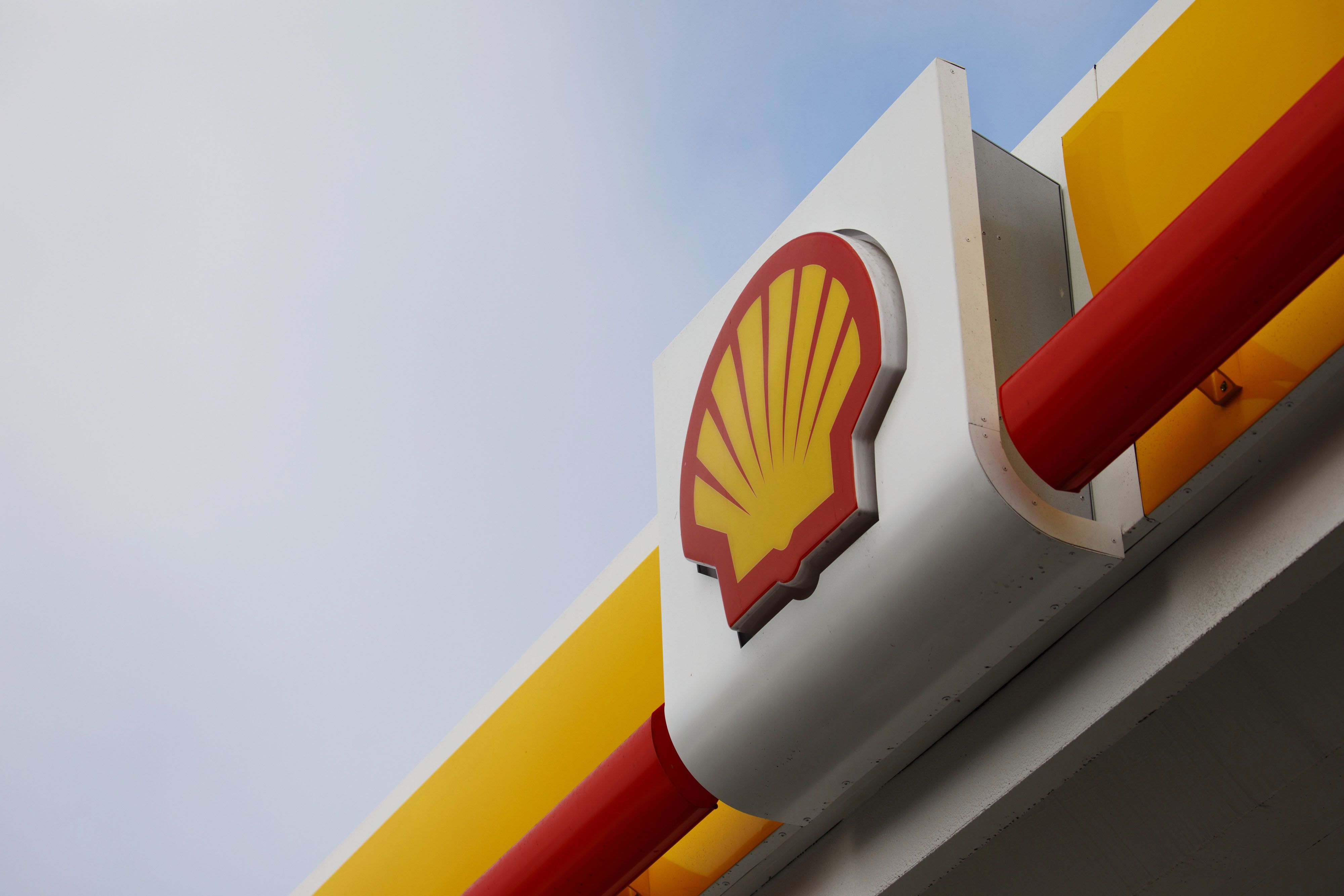 Shell writes down up to $2.3 billion on weaker economic outlook