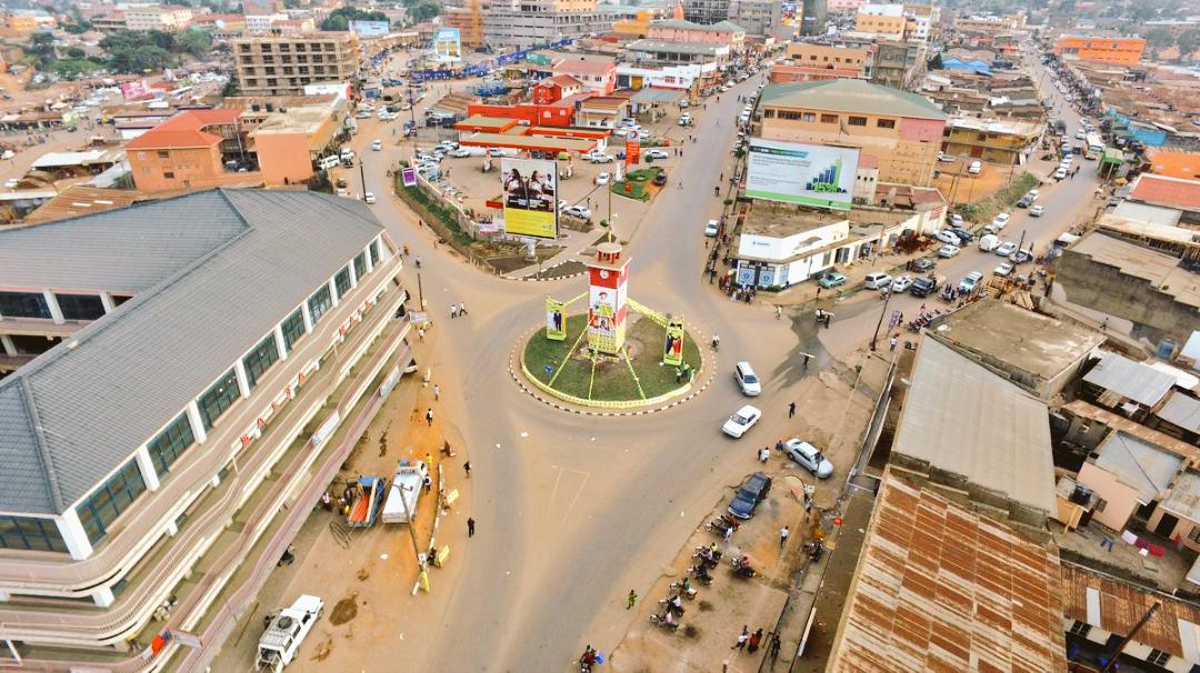 Uganda holds key interest rate to help shield economy