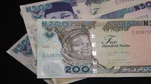 Naira in subtle devaluation as CBN adjusts FX rate for FPIs