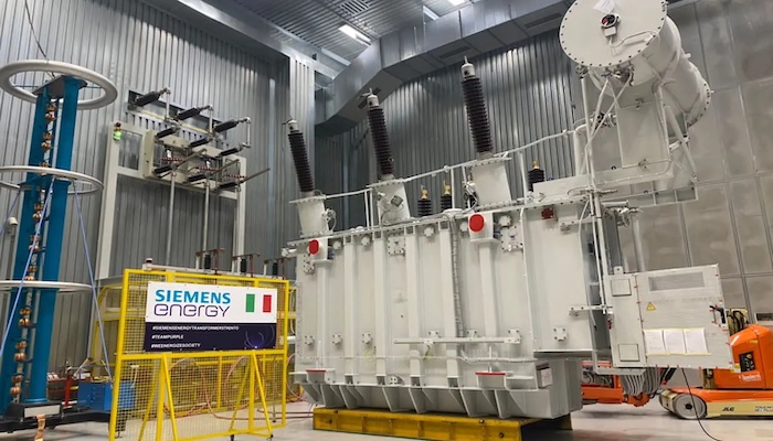Siemens to deliver 20 power transformers, mobile substations by May 2023