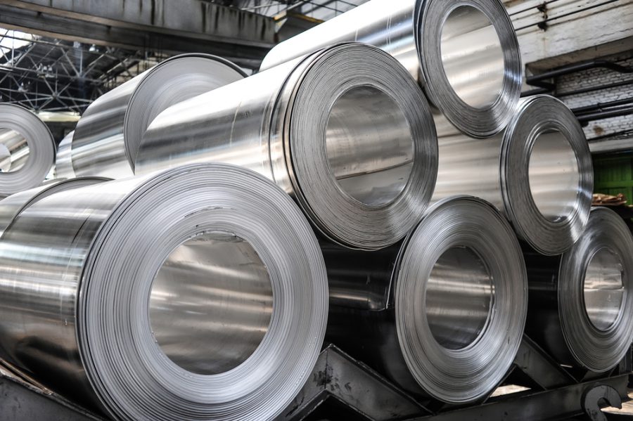 Aluminium stumbles as rising inventories underscore weak fundamentals