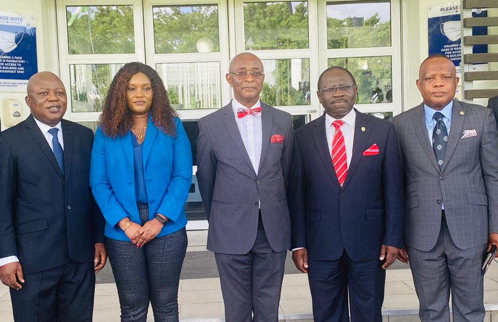 Adeosun, CIS president, explains MoU with Lagos Business School