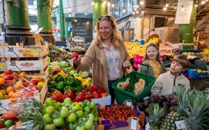 UK inflation falls to 8.7% in April