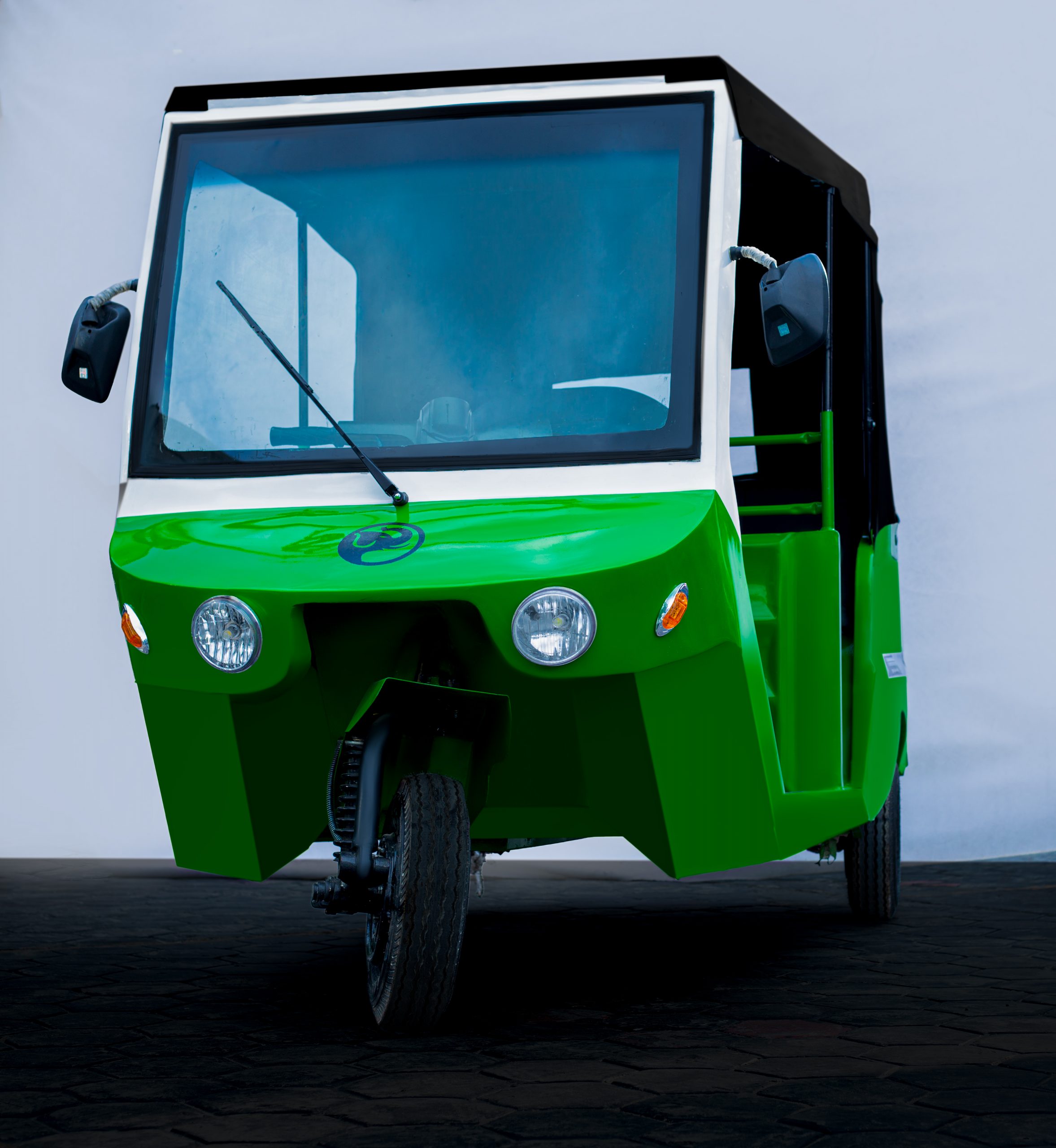 Egoras unveils dual fuel tricycle
